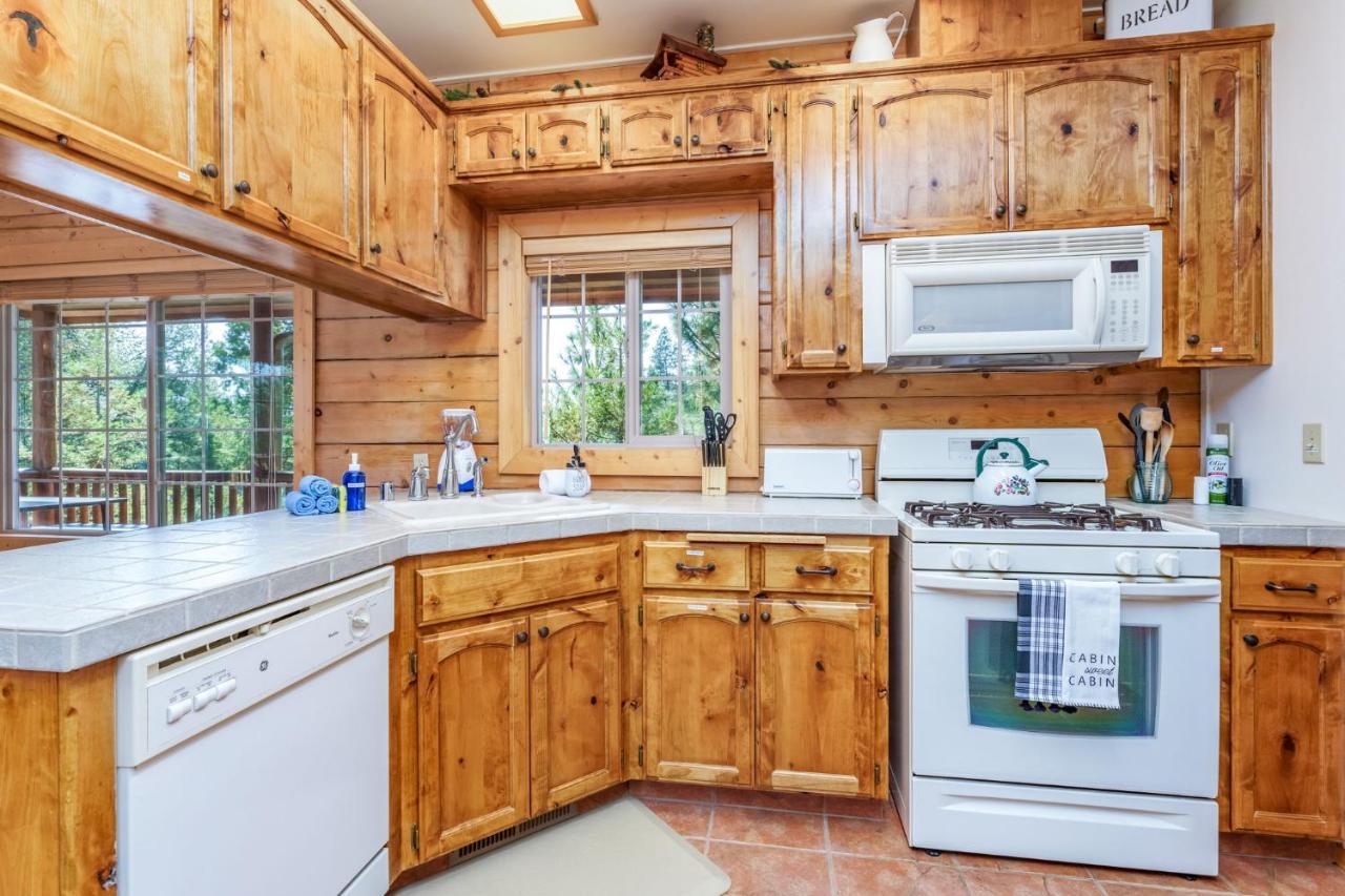 Bass Log - Dog Friendly Holiday home *