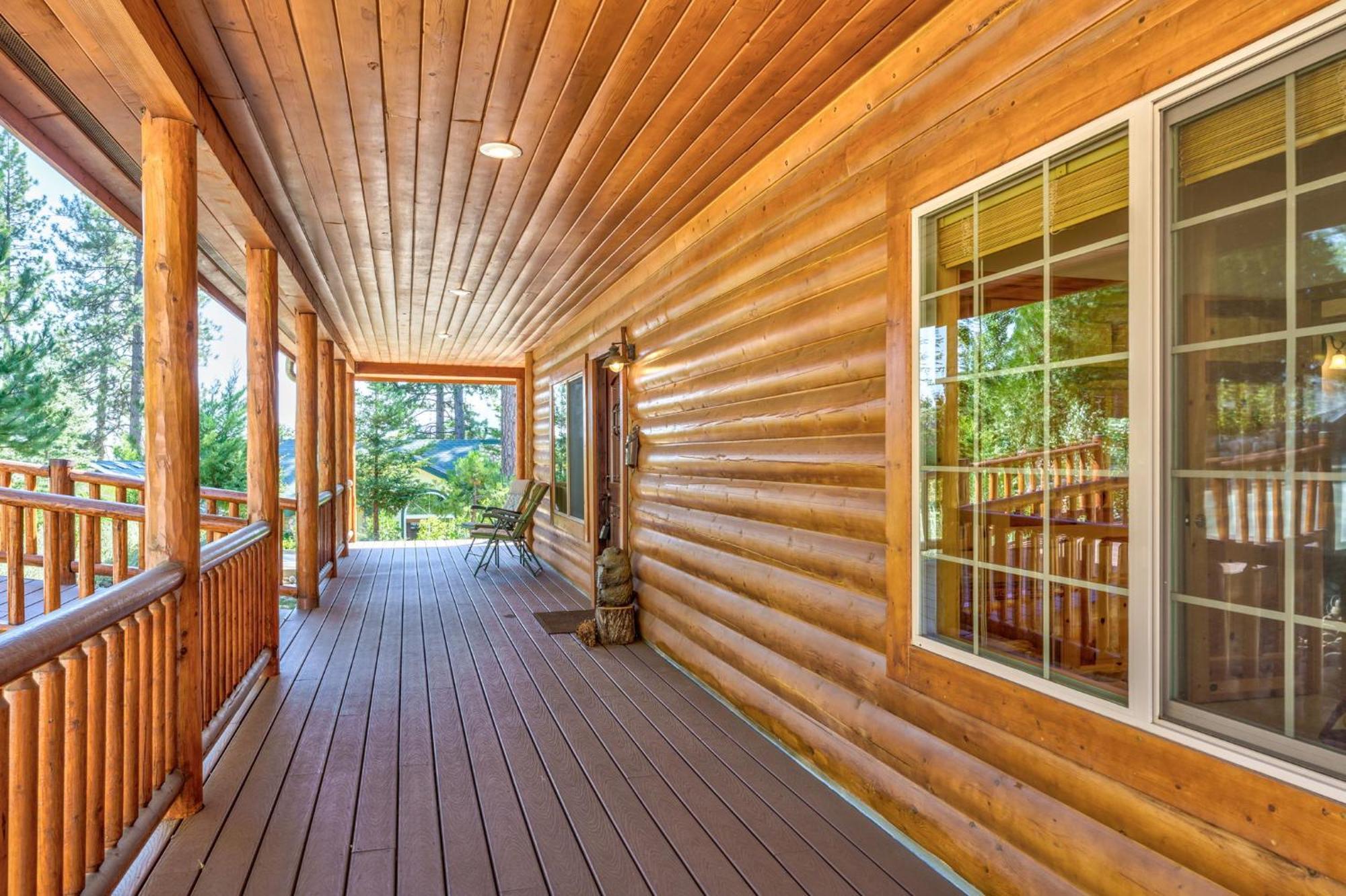 Bass Log - Dog Friendly Holiday home *